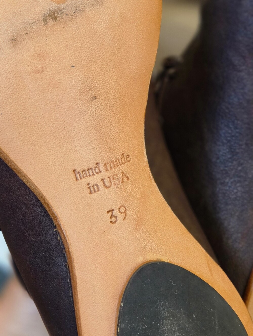 Cydwoq Indies Dark Brown 39 NWOT - Picture 9 of 10